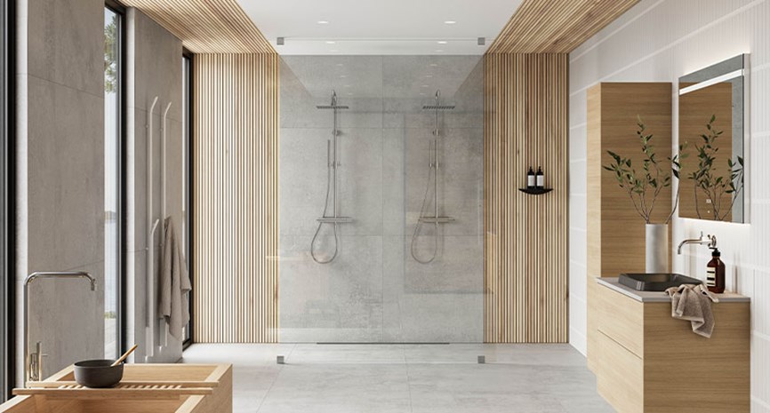 Grand baderomsinnredning og Arc13 dusj fra INR