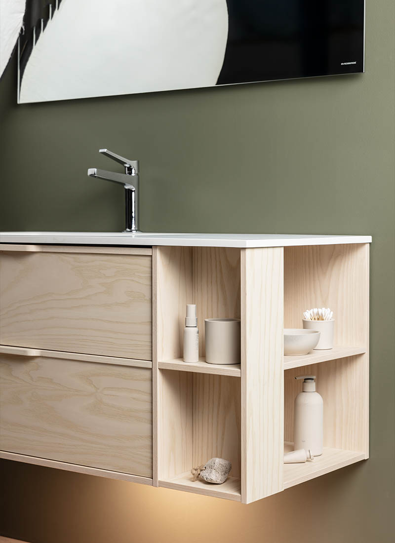 Svedbergs-epos-halvorbakke-baderomsmøbel-100-hvitask-sideoppbevaring-800x1100.jpg