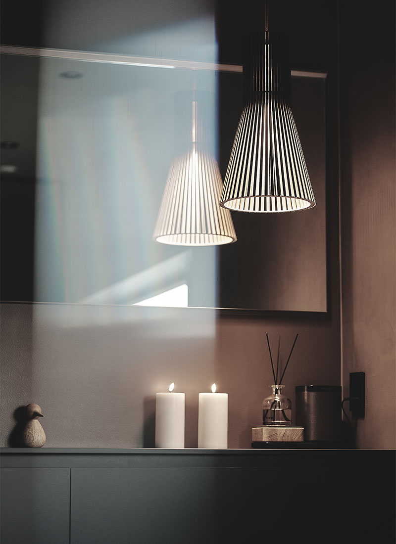 Nytt bad med mikrosement og helhetlig belysning