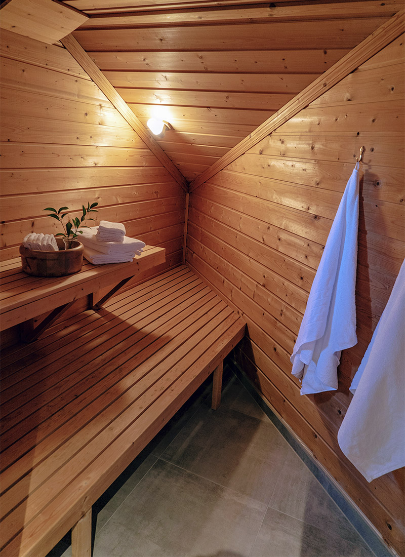 Drømmebad med badstue for ro, yoga og sosialisering